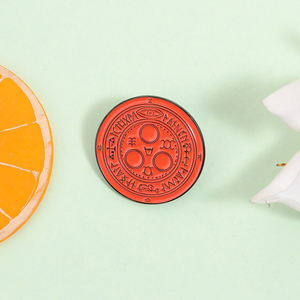 Broches en émail Symbole Halo <span class=keywords><strong>du</strong></span> <span class=keywords><strong>Soleil</strong></span>, Emblème de culte <span class=keywords><strong>du</strong></span> jeu d'horreur gothique, Badge de revers, Bijoux en gros - Product Image 2