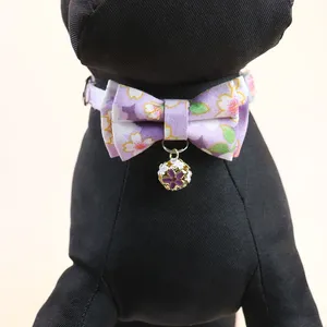 Collares elegantes de lujo para gatos y perros con lazo y campana, diseño deportivo a cuadros, ropa sostenible para exteriores para gatitos y cachorros - Product Image 2