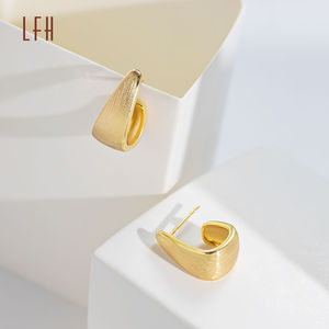 18k Yellow <b>Gold</b> <b>Chunky</b> <b>Hoop</b> Earrings Jewelry C Shape <b>Hoop</b> Earrings Saudi <b>Gold</b> Jewelry Pawnable 18k Oro 18k Original - Product Image 4