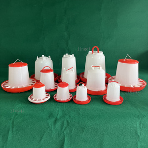 Mangeoires et abreuvoirs en plastique pour volailles, baril blanc avec fond rouge, abreuvoir automatique pour poulets, mangeoire automatique pour poulets à vendre - Product Image 4