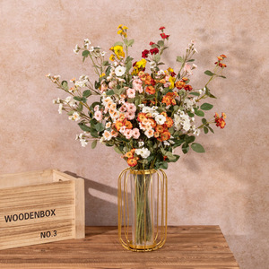 Bouquet de fleurs artificielles Gardenia à tige unique, multi-têtes, petites roses en soie, fleurs séchées, orange, rouge, rose, blanc, jaune, style nordique - Product Image 2