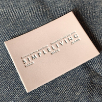 Étiquettes de vêtements en cuir gaufré écologique, personnalisées, à coudre, à coupe droite, pour patchs de jeans, sacs et vêtements