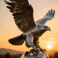 Statue d'aigle en cuivre sur mesure de grande taille - Sculpture artisanale soudée avec impression sérigraphique, artisanat animalier moderne