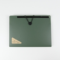 A4 A5 B5 Organisateur de documents économique Couleur unie PP Couverture 5 poches Fermeture à bande élastique 0.4mm Léger Logo personnalisé à faible coût