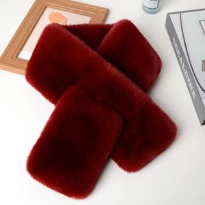 Bufanda de Piel de Conejo de Doble Cara para Mujer, Otoño-Invierno, Color Sólido, Gruesa y Cálida, Calentador de Cuello de Felpa, Venta al por Mayor - Product Image 4