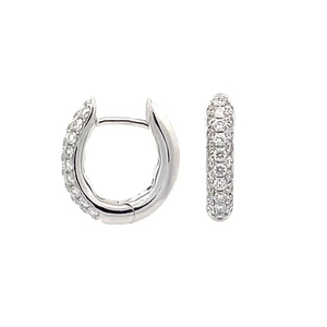 Boucles d'oreilles créoles en or blanc 18 carats avec une rangée de diamants, 56 diamants, 0,56 ct, bijoux minimalistes de luxe - Product Image 1