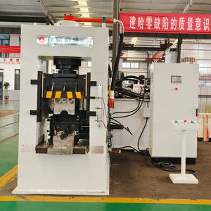 Presse hydraulique à double station à haute efficacité 160T+100T pour le forgeage <span class=keywords><strong>de</strong></span> boulons et d'écrous - Product Image 2