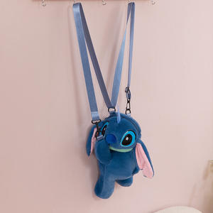 フワフワで柔らかい8インチのスティッチのぬいぐるみバックパック – 有名な漫画キャラクターのぬいぐるみリュックサック スリングバッグ – 誕生日プレゼント用 卸売 - Product Image 3