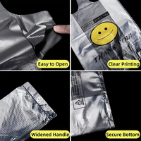 Sacs de transport pour t-shirts en PEHD de qualité alimentaire, imprimés sur mesure, avec poignées découpées, logo personnalisé, emballage pour supermarché, conditionnés en carton