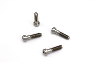 Vente chaude d'usine, boulon de jante fendue en titane GR5 M7x24.5mm M7x32mm pour roues <span class=keywords><strong>RX</strong></span> RS, en stock et expédition rapide - Product Image 4