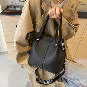 Bolso de Hombro Cruzado Retro de Piel Sintética para Hombre, de Gran Capacidad, Venta Caliente al por Mayor - Product Image 1