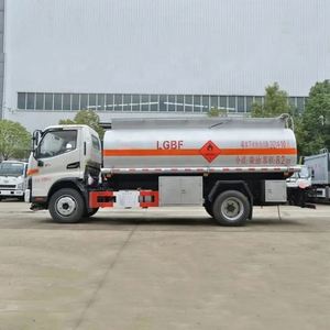 Nuevo Camión Cisterna de Combustible Pequeño de Acero Inoxidable 4x2 de 6000 Litros para Gasolina Cruda y Diésel, Venta Directa de Fábrica - Product Image 3
