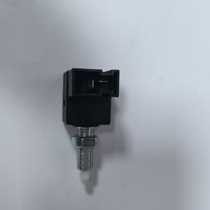 Brake <b>Light</b> <b>Switch</b> 938102-E000 938103-8000 93810-38-000 for Replace Repair Auto Brake Parts - Product Image 1