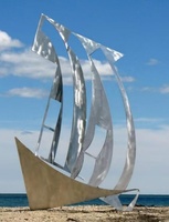 Grande statue en métal personnalisée pour l'extérieur Sculpture en acier inoxydable de bateau à voile à vendre