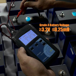 Cellules de batterie LiFePO4 prismatiques bleues 3,2V 280Ah 314Ah pour application véhicule électrique avec connecteurs et kit de bornes - Product Image 3