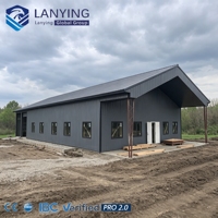 Almacén Prefabricado de Estructura de Acero con Panel Sándwich Aislado, Alta Resistencia al Viento, Ahorro de Energía, Montaje Rápido para Almacenamiento Industrial