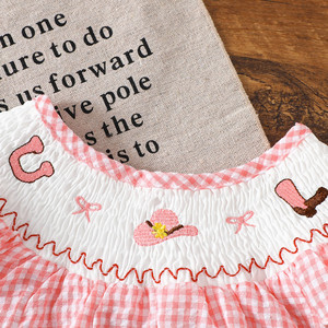 Nuovo Vestito Estivo 2025 per <span class=keywords><strong>Bambina</strong></span> con Smock, Maniche a Farfalla, Gonna a Quadretti e Ricami - Product Image 2