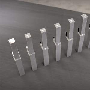 حواجز أمان يدوية قابلة للسحب حاجز وقوف السيارات لممرات الطرماك - Product Image 1