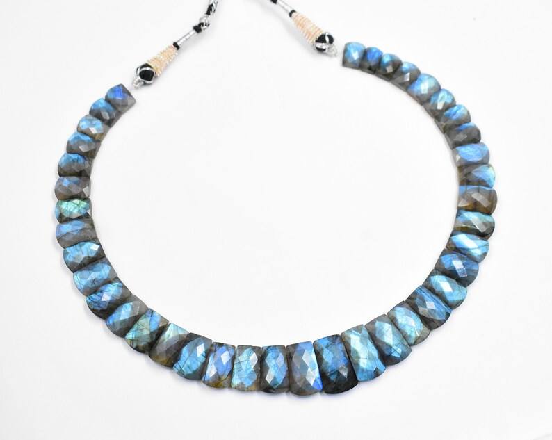 ตามที่เห็นในรูป