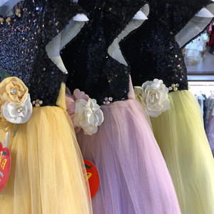 Vestidos de diseño de secuencia para niña pequeña, vestido de fantasía con banda para el pelo, color negro - Product Image 6