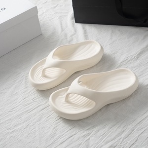 Mariage pour invités Sandales compensées blanches pour femmes Sandales <span class=keywords><strong>Birkenstock</strong></span> pour femmes Sandales à plaques Designer d'été - Product Image 3