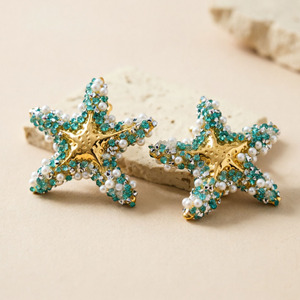 Boucles d'oreilles clous étoile de mer sur le thème de l'océan pour femmes, luxueuses boucles d'oreilles en perles et diamants, design de niche haut de gamme - Product Image 1