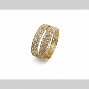 Exquisitos brazaletes de piedra de cristal chapados en oro para mujer con intrincada artesanía de joyería India - Product Image 2