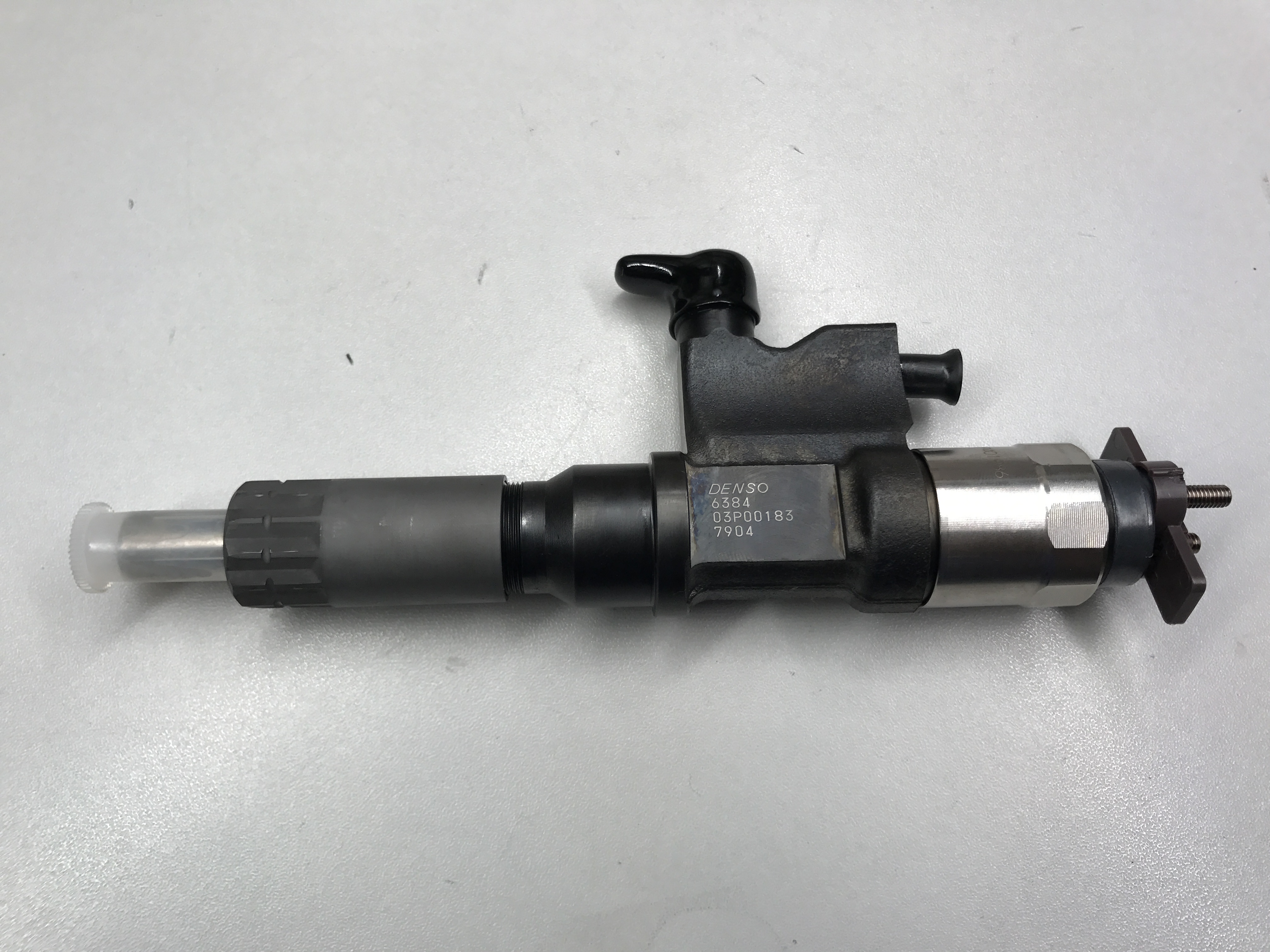 Diesel fuel injector 295050-1290 common rail injector 8-98207435-0 for ISUZU 4HK1 engine