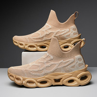 Chaussures de course respirantes en maille style chaussette pour hommes, nouveau style d'été, populaires, vente en gros, logo personnalisé de designer