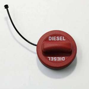 Bouchon de remplissage de carburant diesel pour véhicules Mercedes-Benz rouge avec câble - Product Image 1