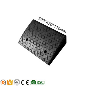 Rampe de seuil Installations de <span class=keywords><strong>trafic</strong></span> routier robustes Rampe de seuil en plastique <span class=keywords><strong>Tapis</strong></span> d'étape - Product Image 6