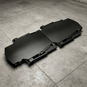 Robot de déplacement de véhicules à profil bas avec châssis modulaire divisé, navigation laser SLAM et protection IP54 pour le transfert intelligent des voitures - Product Image 1