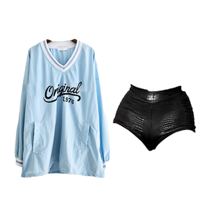 Completo Casual da <span class=keywords><strong>Donna</strong></span> Peeqi, Due Pezzi con Stampa Lettering, Top <span class=keywords><strong>Oversize</strong></span> a Maniche Lunghe e Pantaloncini Aderenti in Ecopelle - Product Image 3