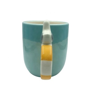 Venta caliente taza de café de cerámica de logotipo personalizado con <span class=keywords><strong>el</strong></span> mango de <span class=keywords><strong>el</strong></span> <span class=keywords><strong>pato</strong></span> en forma de - Product Image 3