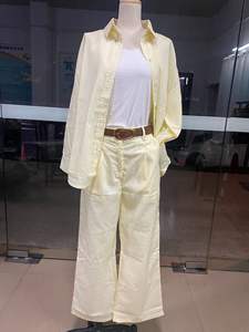 Completi Pantalone <span class=keywords><strong>da</strong></span> <span class=keywords><strong>Donna</strong></span> all'Ingrosso <span class=keywords><strong>in</strong></span> <span class=keywords><strong>Lino</strong></span> e Cotone con Camicia a Tinta Unita e <span class=keywords><strong>Pantaloni</strong></span> a Gamba Larga, Abbigliamento Casual alla Moda <span class=keywords><strong>da</strong></span> Due Pezzi, Completo Estivo <span class=keywords><strong>da</strong></span> <span class=keywords><strong>Donna</strong></span> - Product Image 3