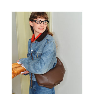 Moda otoño e invierno nuevo bandolera bolso de hombro para mujer bolso de croissant gran capacidad empalme colgante bolso hecho a mano - Product Image 3