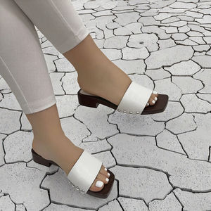 Nouvelles sandales à enfiler pour femme Y 37-42, à épaules dénudées, color-block, en PU, semelle extérieure en caoutchouc, tendance et polyvalentes pour l'extérieur - Product Image 2