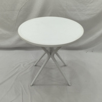 Table de bistrot légère pour patio, résistante aux intempéries, en plastique imitation rotin, table d'extérieur en plastique pour petits espaces, balcon, cour