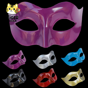Máscaras de Plástico TGYW para Hombre y Mujer, <span class=keywords><strong>Disfraces</strong></span> Económicos para Fiesta de <span class=keywords><strong>Disfraces</strong></span>, Halloween, Carnaval - Product Image 1