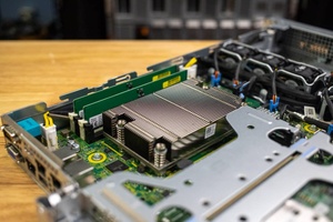 เซิร์ฟเวอร์แบบแร็ค PowerEdge R260 1U Intel Xeon E-2400 8 คอร์ แรม 128GB DDR5  พร้อม NVMe  ระบบจ่ายไฟ BOSS 450W  เซิร์ฟเวอร์แร็คระดับเริ่มต้นสำหรับองค์กร - Product Image 6