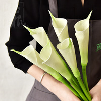 Grosir Calla Lily simulasi kerajinan bunga sutra dekorasi dalam ruangan buket bunga buatan