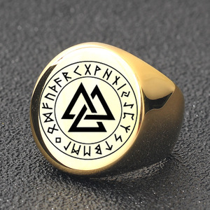 Bague ronde avec inscription viking nordique, runes gravées au laser, triangle éternel irlandais, bijoux pour hommes en acier inoxydable, 22mm - Product Image 2