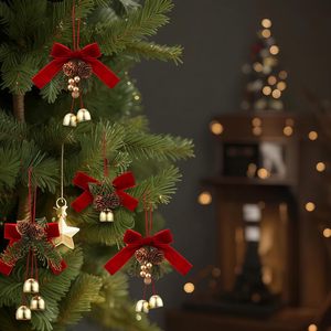 Décoration de Noël : Nœuds, clochettes, pommes de pin, ornement de sommet de sapin, ornement de couronne de Noël pour la décoration de fête et d'armoires de cuisine - Product Image 6