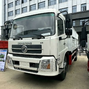 Camión Dongfeng 4x2 de 6 Ruedas para Transporte de Ganado, Volante a la Derecha/Izquierda, Camión de Carga con Reja - Product Image 3
