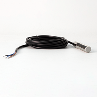 Capteur de Proximité Capacitif M12 4mm PNP NC 3 Fils DC IP67 Interrupteur de Proximité Cylindrique Encastré pour Détection de Niveau Vente en Gros