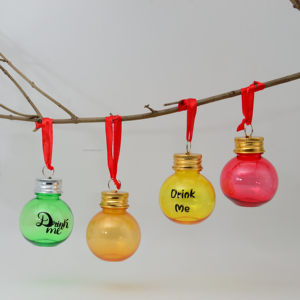 Venta al por mayor Campana de Navidad de grado alimenticio Botella de jugo de plástico Bola de jugo Botella de bebidas energéticas para Navidad 10ml 20ml 30ml - Product Image 1