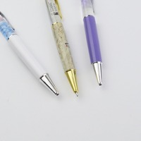 Nouveau cadeau de bricolage stylo à bille LOGO personnalisé coloré 3D objet flottant stylo à bille bureau stylo neutre promotion en gros