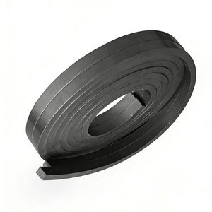 Bande magnétique flexible en caoutchouc extrudé pour présentoir, écran de fenêtre, porte de <span class=keywords><strong>douche</strong></span>, joint de réfrigérateur - Product Image 1