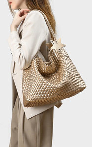 Bolso hobo tejido a mano de alta calidad con decoración de estrella, correa única y gran capacidad para mujer. - Product Image 6