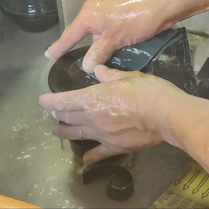 <span class=keywords><strong>Dispensador</strong></span> <span class=keywords><strong>de</strong></span> bomba redondo moderno <span class=keywords><strong>de</strong></span> mármol volcánico gris duradero ecológico NANWEI para uso en cocina o baño - Product Image 6